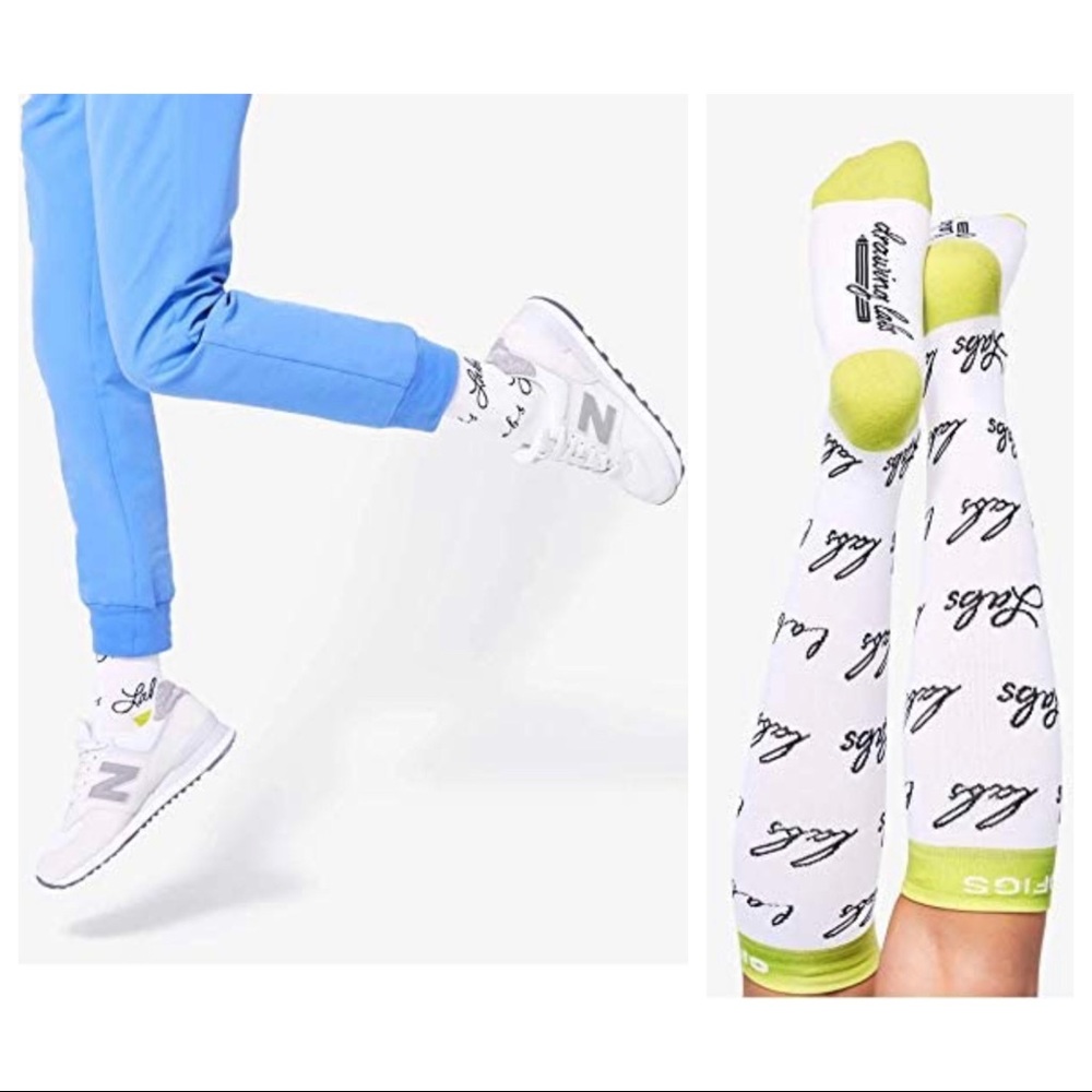 FIGS ‘Drawing Labs’ Compression Socks - Large